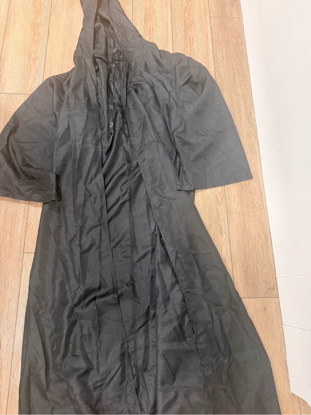Black Hooded Long Cape - size xl